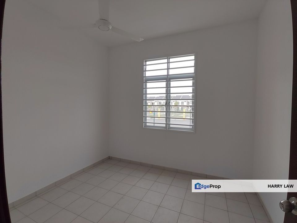 Cheng @ desa bertam Bertam Height Single Storey terrace Corner basic ligh fan grill, Melaka, Melaka Tengah