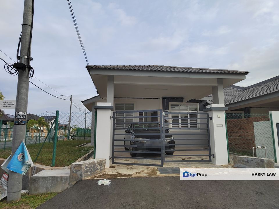 Cheng & desa bertam Bertam Height Single Storey terrace Corner basic ligh fan grill, Melaka, Melaka Tengah
