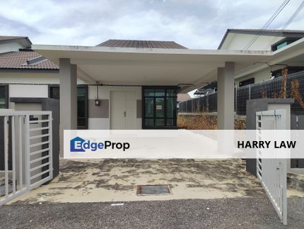 36x80 Taman nuri Vista Belimbing Freehold Semi D Non Bumi 10 Minutes Batu Berendam Ayer Keroh, Melaka, Durian Tunggal