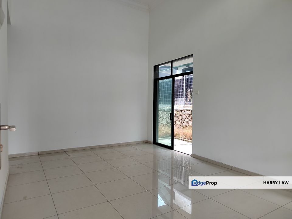 36x80 Taman nuri taman Vista Belimbing Freehold Semi D Non Bumi 10 Minutes Batu Berendam Ayer Keroh, Melaka, Durian Tunggal