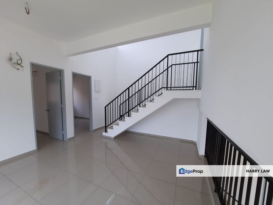 Cheng Perdana @  Bukit Cheng Cheng 2.5 Storey Terrace Freehold Non Bumi Facing playground for sell, Melaka, Cheng