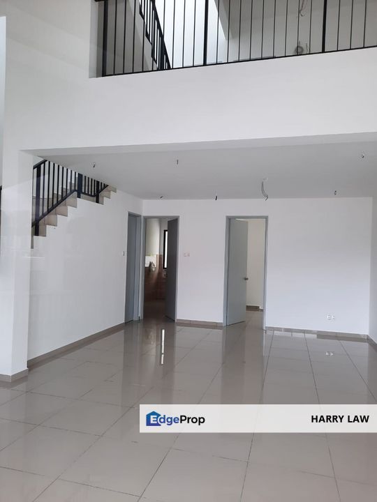 Cheng Perdana & Cheng Setia Bukit Cheng Cheng 2.5 Storey Terrace Freehold Non Bumi Facing playground for sell, Melaka, Cheng