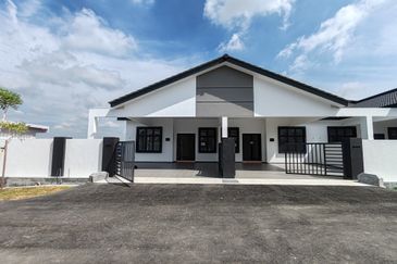 TAMAN ALOR GAJAH HEIGHTS