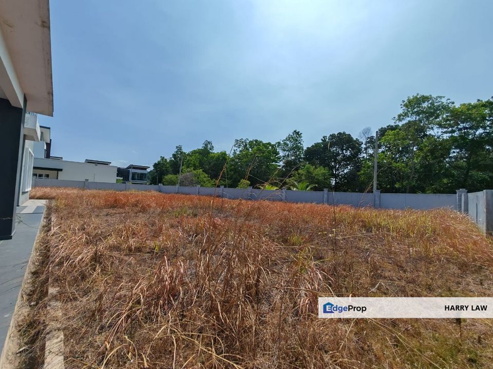 Batu berendam & Melaka Baru Taman Enggang Super Corner Semi D 9,030sqf freehold non bumi , Melaka, Batu Berendam