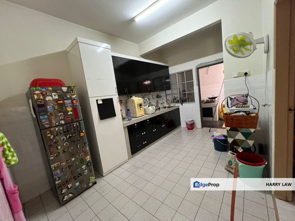 Taman Cheng Perdana & cheng setia bukit Cheng  Freehold Double Storey Terrace non bumi below bank value , Melaka, Cheng