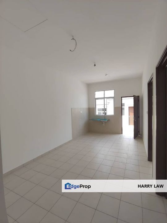 Cheng / bertam height Single Storey Terrace basic light fan grill for rental, Melaka, Bertam Ulu