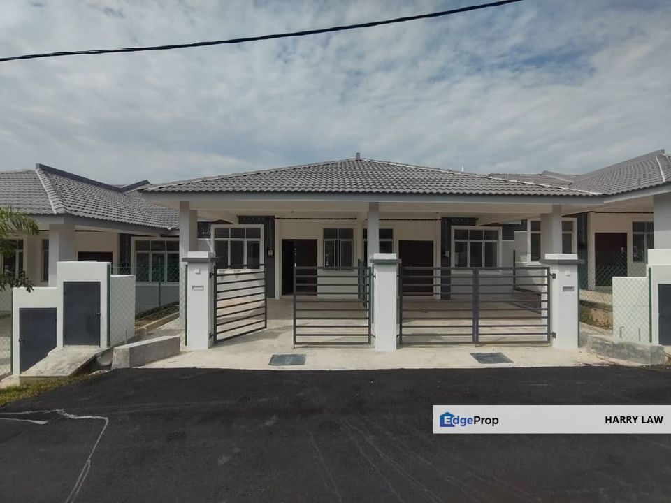 Cheng desa bertam bertam height Single Storey Terrace basic light fan grill for rental, Melaka, Melaka Tengah