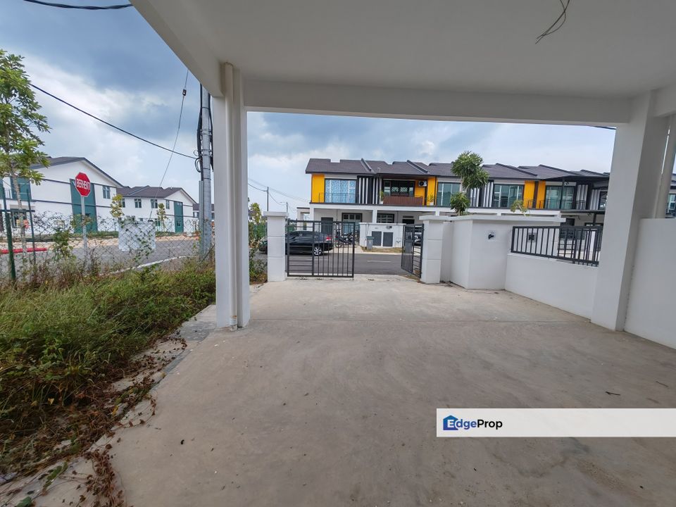 Scientex Jasin & 8 minutes mudiy jasin Super Corner 2 Storey Terrace 36x65 Freehold Non Bumi, Melaka, Bemban