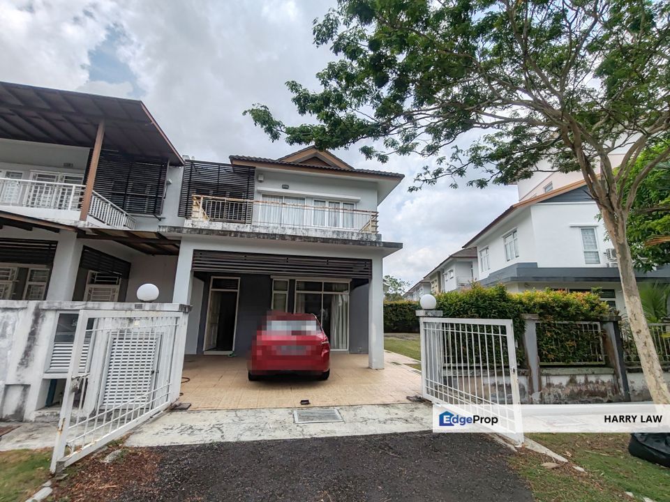 Ayer Keroh & country villas Tiara Ville Melaka Golf & Country Club Double Storey Semi D 40x80 non bumi for sell, Melaka, Bemban