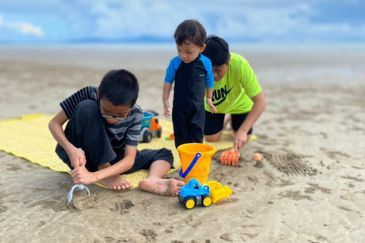 TorQuay @Roxy Sematan