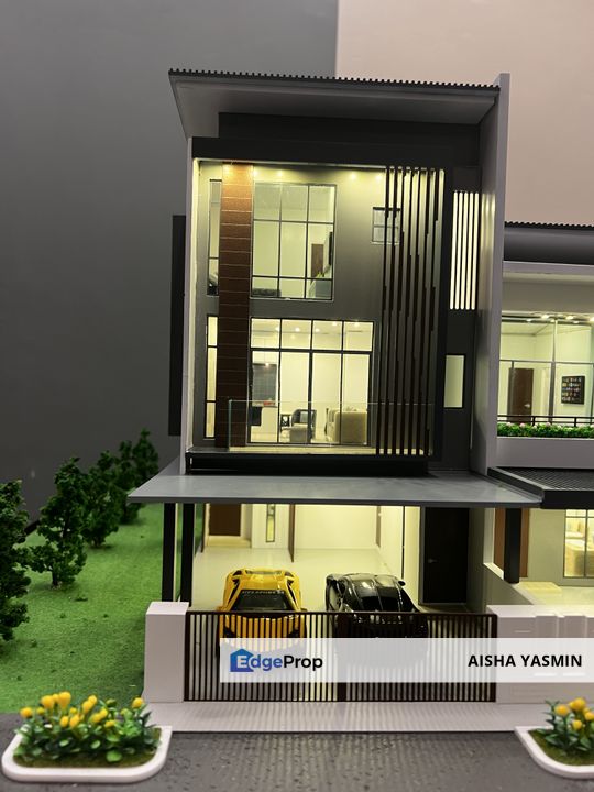 THREE STOREY CORNER with Swimming Pool MELROSE Residence at Kota Samarahan for Sale, Sarawak, Kuching