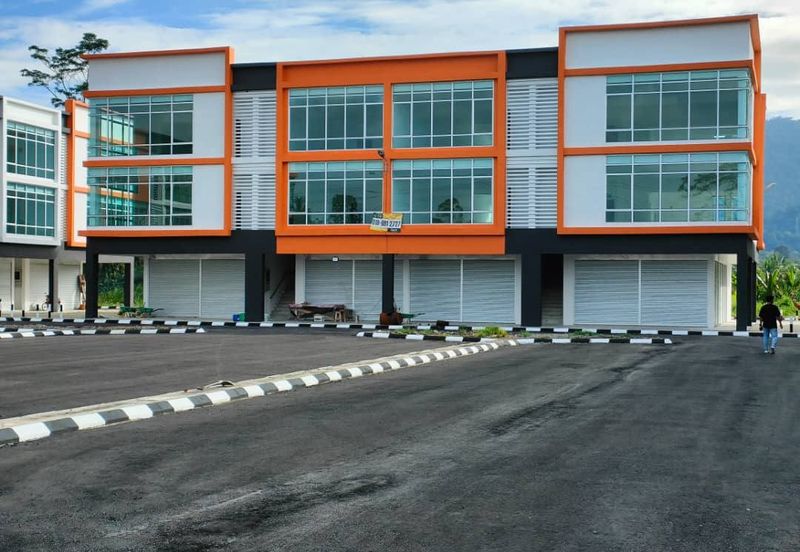 Baki, Jalan Kuching-Serian