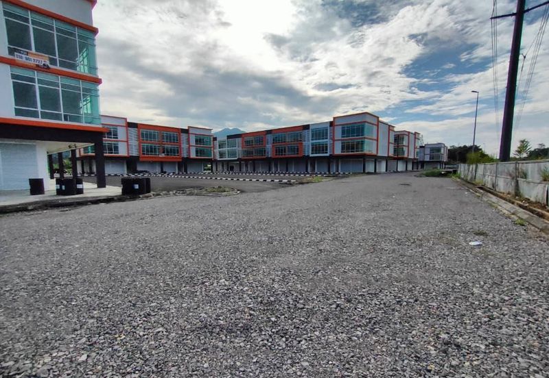 Baki, Jalan Kuching-Serian