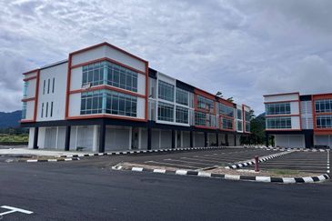 Baki, Jalan Kuching-Serian