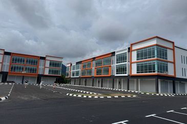 Baki, Jalan Kuching-Serian