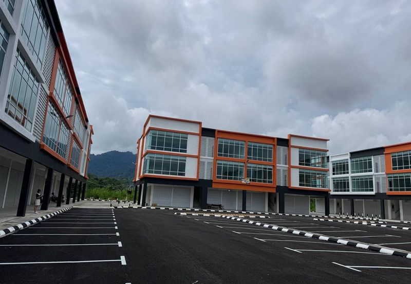 Baki, Jalan Kuching-Serian