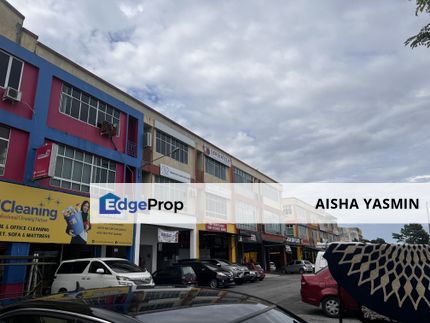 Three Storey Shophouse Facing Main Road near School at Jalan Semarak, Petra Jaya For Rent, Sarawak, Kuching
