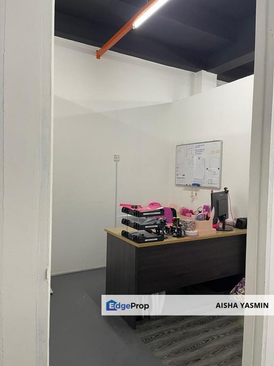 Three Storey Shophouse Facing Main Road near School at Jalan Semarak, Petra Jaya For Rent, Sarawak, Kuching