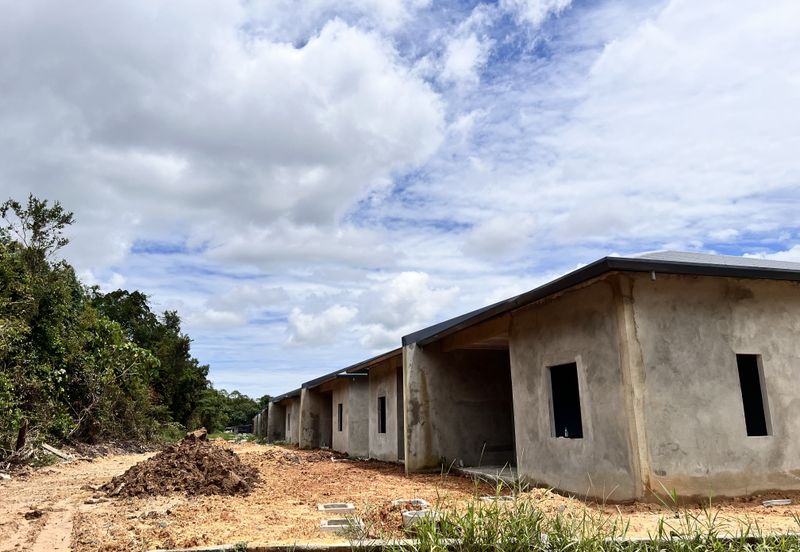 Holmes Avenue @Matang