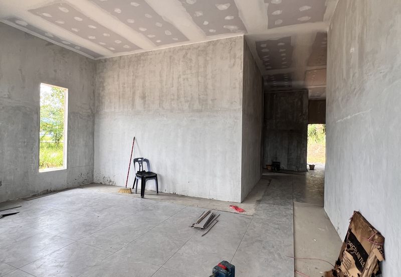 Holmes Avenue @Matang