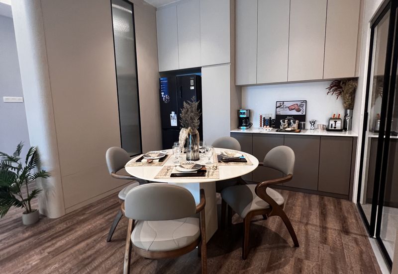 Oakland Condominium @Stapok