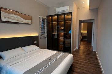 Oakland Condominium @Stapok