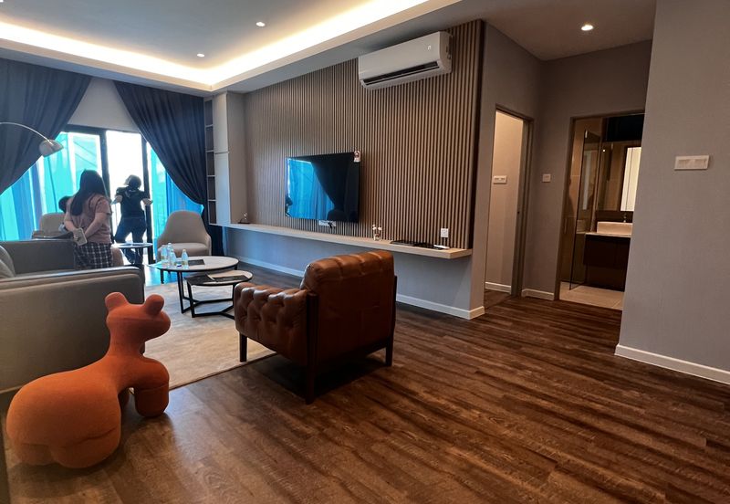 Oakland Condominium @Stapok