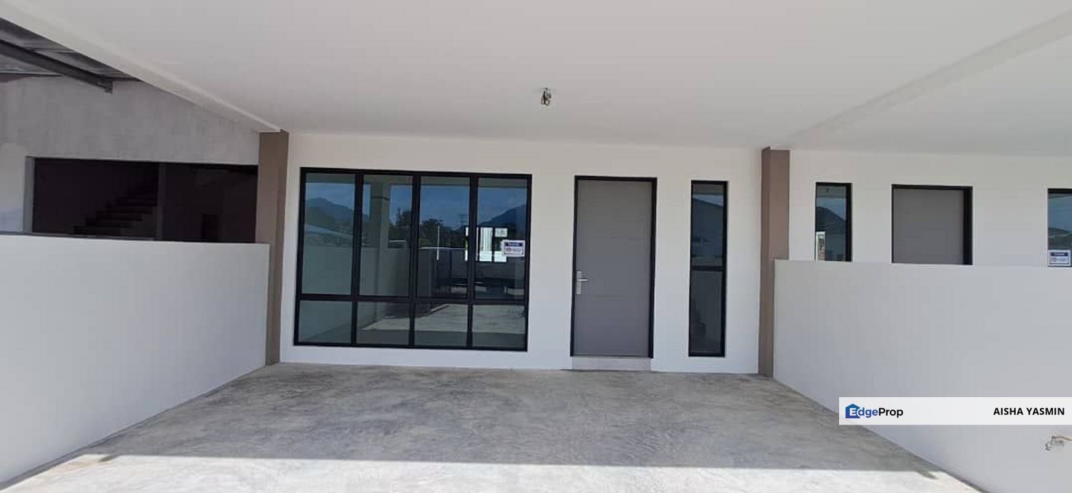 CENTRAL SERIAN Affordable Single Storey Terrace at Jalan Tangga By Pass For Sale, Sarawak, Serian