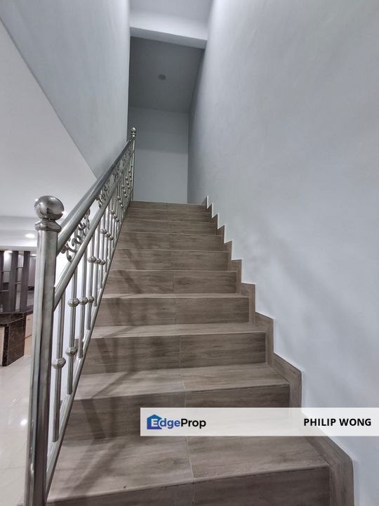 Taman Puchong Utama Double storey house for rent fully renovated, Selangor, Puchong