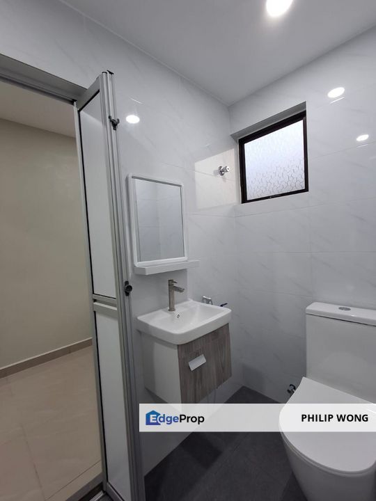 Taman Puchong Utama Double storey house for rent fully renovated, Selangor, Puchong