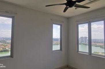 Aurora Residence @ Lake Side City