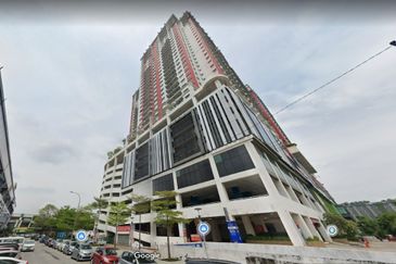 Subang jaya, Subang Jaya USJ 21, Main Place Corner Shop for sale