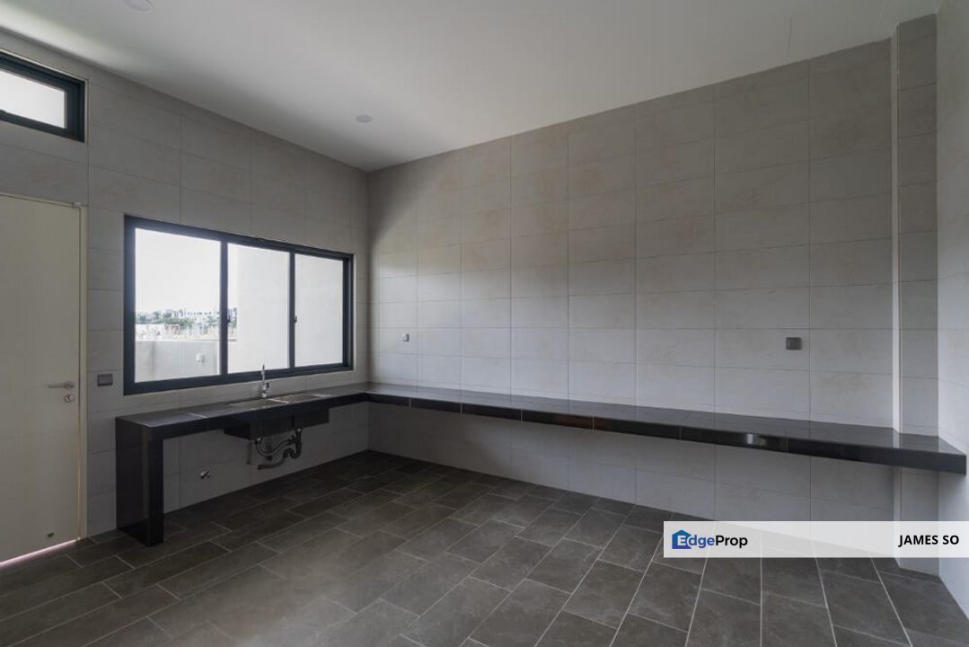 FREEHOLD 8 Residence Semi D near Padang Temu Ujong Pasir, Melaka, Melaka Tengah