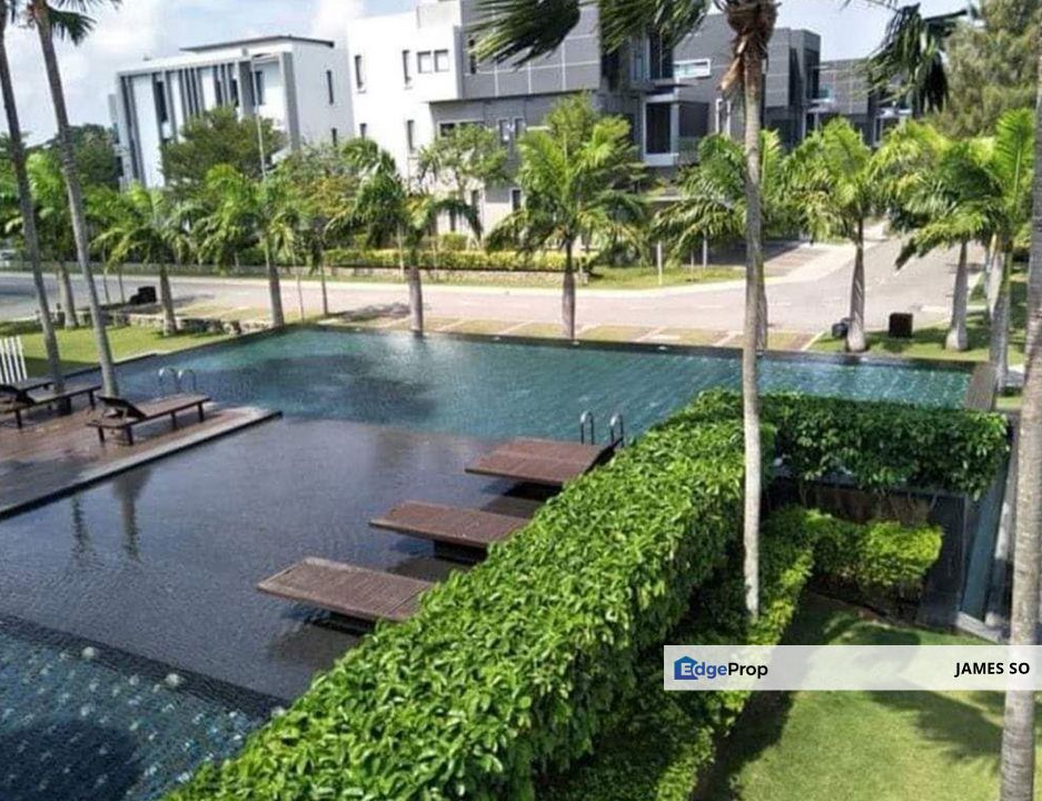 FREEHOLD 8 Residence Semi D near Padang Temu Ujong Pasir, Melaka, Melaka Tengah