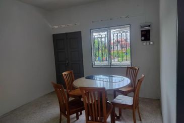 TAMAN BUKIT SENJUANG