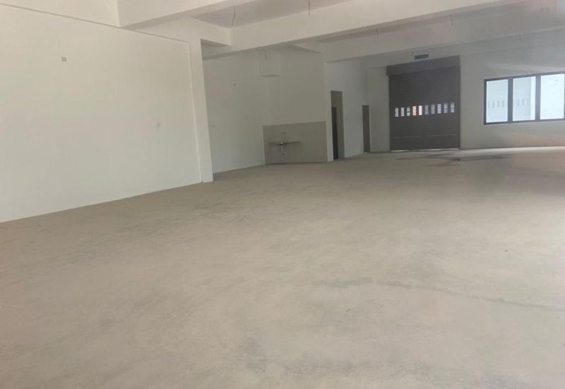 BEST LOCATION, FIRST FLOOR Face Main Road, Impian Prisma, Alam Impian, Kota Kemuning