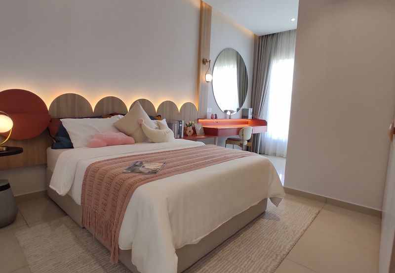 Seremban 2 Tingkat Rumah Baru - 15min ke Station Komuter Terdekat dalam waktu puncak