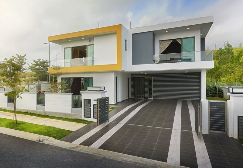 Seremban 2 Storey Bungalow Resort Villa next to NS Largest Country Club