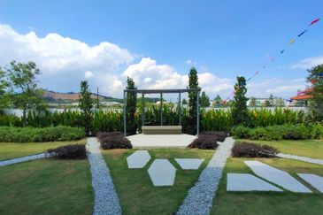 Seremban 2 Storey Bungalow Resort Villa next to NS Largest Country Club