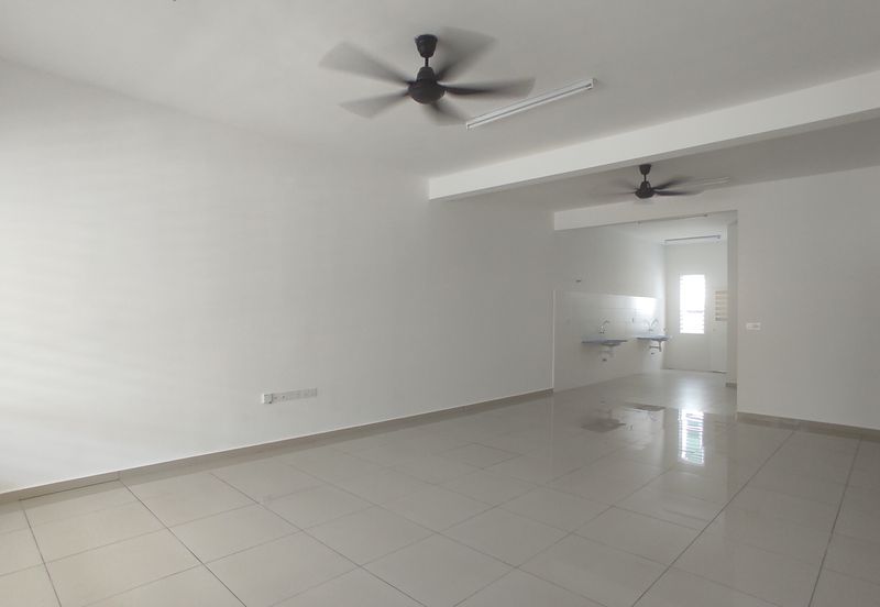 [FOR RENT] BRAND NEW 2 STOREY Irama Laman Tiara Sendayan Resort Residence