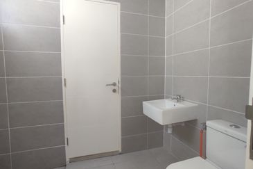 [FOR RENT] BRAND NEW 2 STOREY Irama Laman Tiara Sendayan Resort Residence