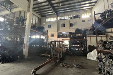 Jalan Bukit Kemuning