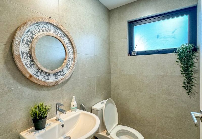 Lucent Residence @ twentyfive.7