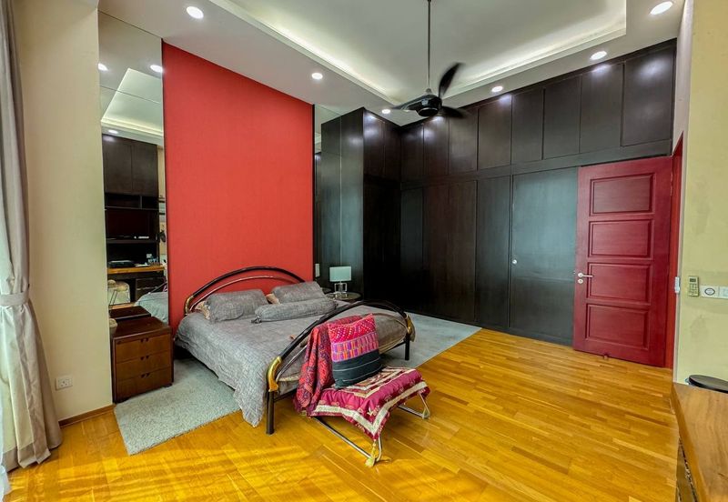 Symphony Hills Schumann