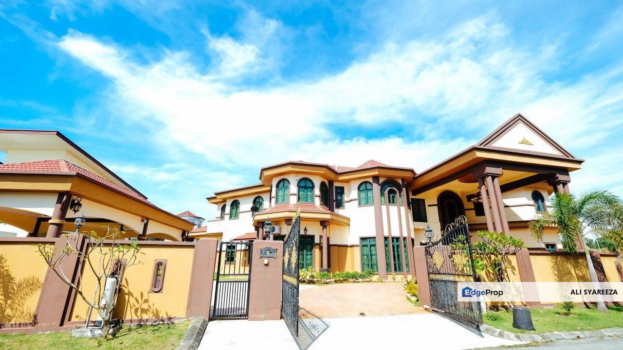 Kota Warisan Sepang Double Storey Bungalow house for sale, Selangor, Sepang
