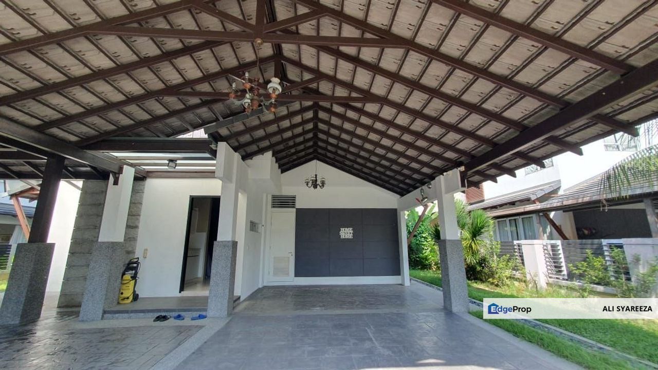 Laman Seri SEKSYEN 13 Shah Alam Triple storey Bungalow house for sale, Selangor, Shah Alam