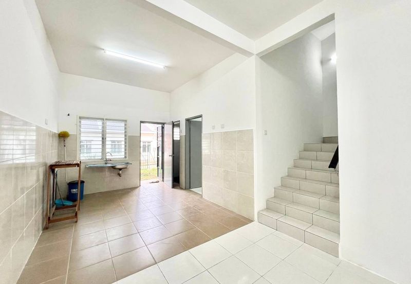 Bandar Baru Salak Tinggi