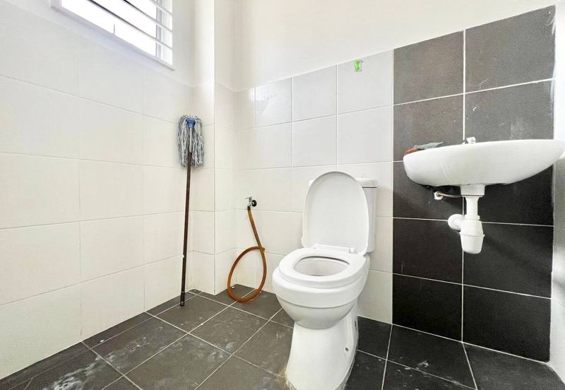 Bandar Baru Salak Tinggi