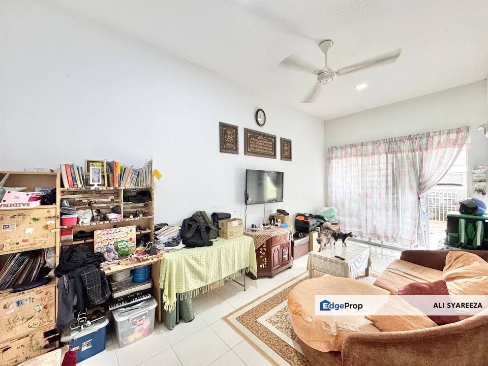 Taman Salak Lestari Sepang Single storey terrace house endlot for sale, Selangor, Sepang