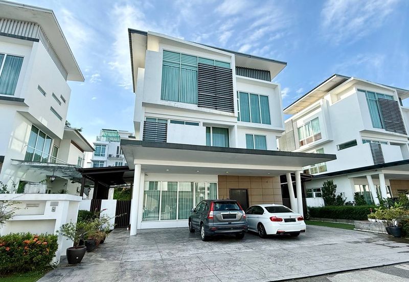 Jacaranda Garden Residence